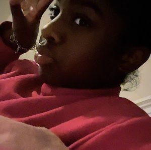 Meet your Posher, Samia